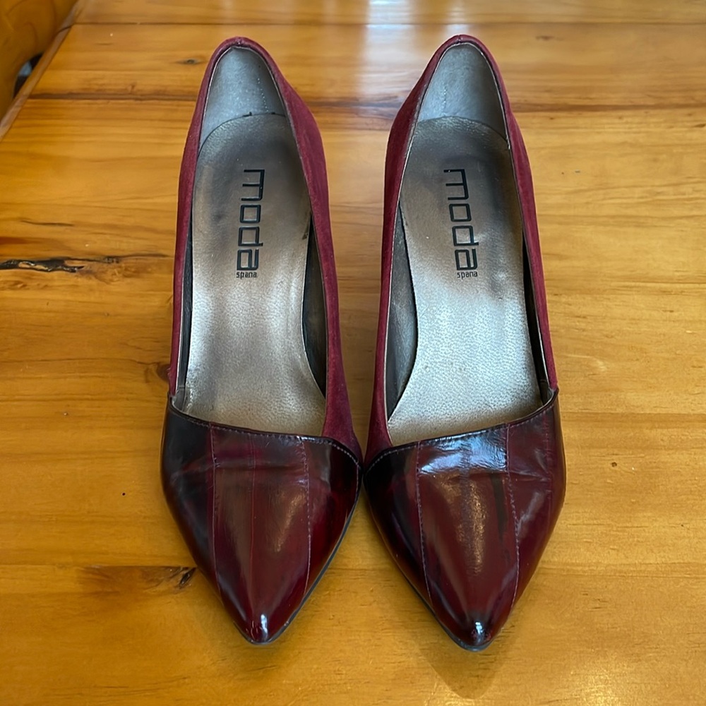 Moda Spana Burgundy Red leather Pumps